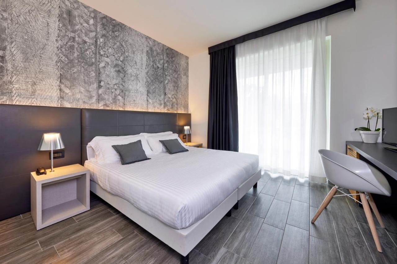 Park Hotel Casimiro Сан-Феличе-дель-Бенако Номер фото