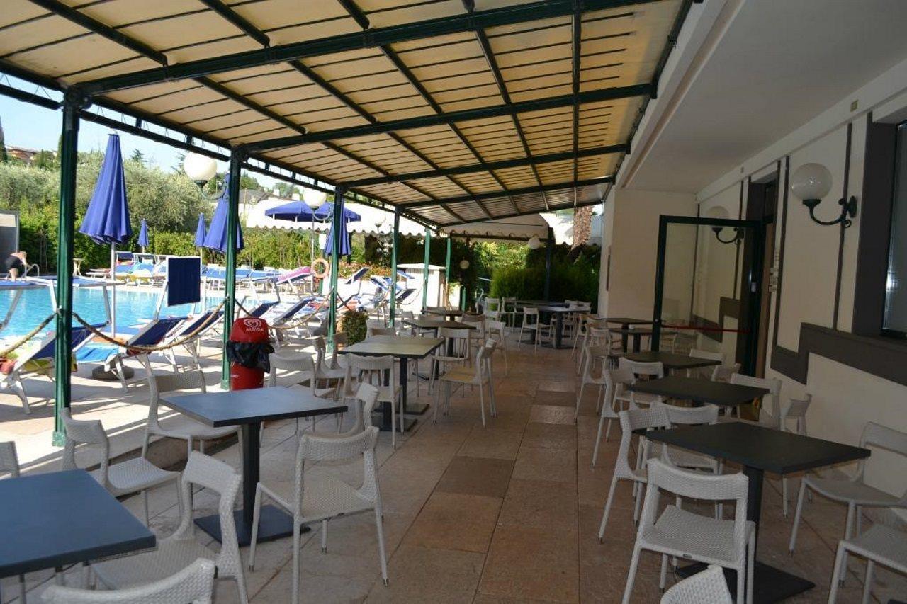 Park Hotel Casimiro Сан-Феличе-дель-Бенако Экстерьер фото